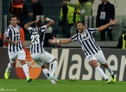 蜂鸟-德罗巴迎来三赛季高光表现，尤文图斯球迷沸腾！的简单介绍