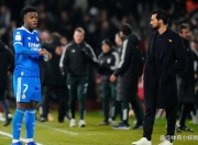 蜂鸟电竞-Ning在阿森纳比赛中爆冷，逆转引发热议！的简单介绍