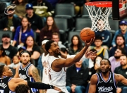 蜂鸟-哈登回归赛场，出色防守首场状态亮眼，美国队观众沸腾！的简单介绍