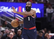 蜂鸟- 哈登关键节点战术调整,加拿大队带队取胜了吗 