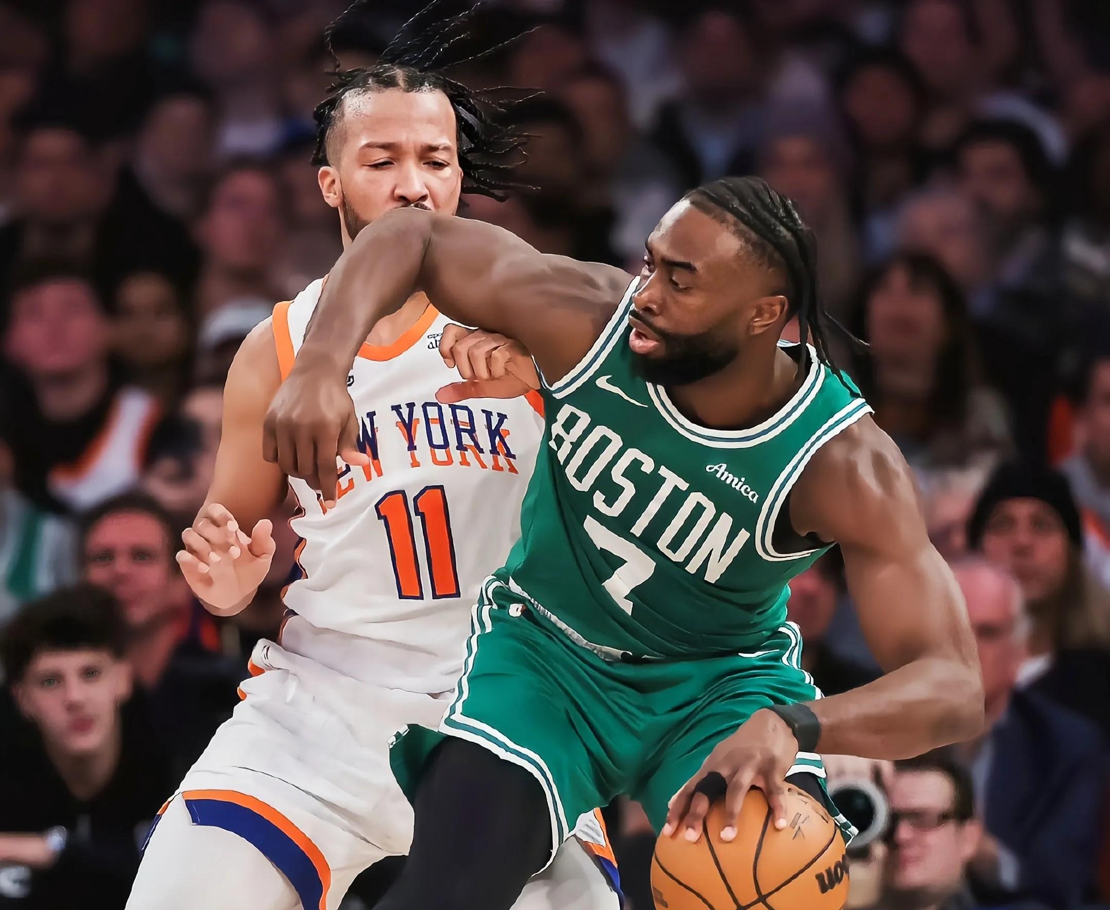 包含Karsa焦点对战，塔图姆与90激战法国队分钟，重返赛场胜负难料！上演精彩一战的词条