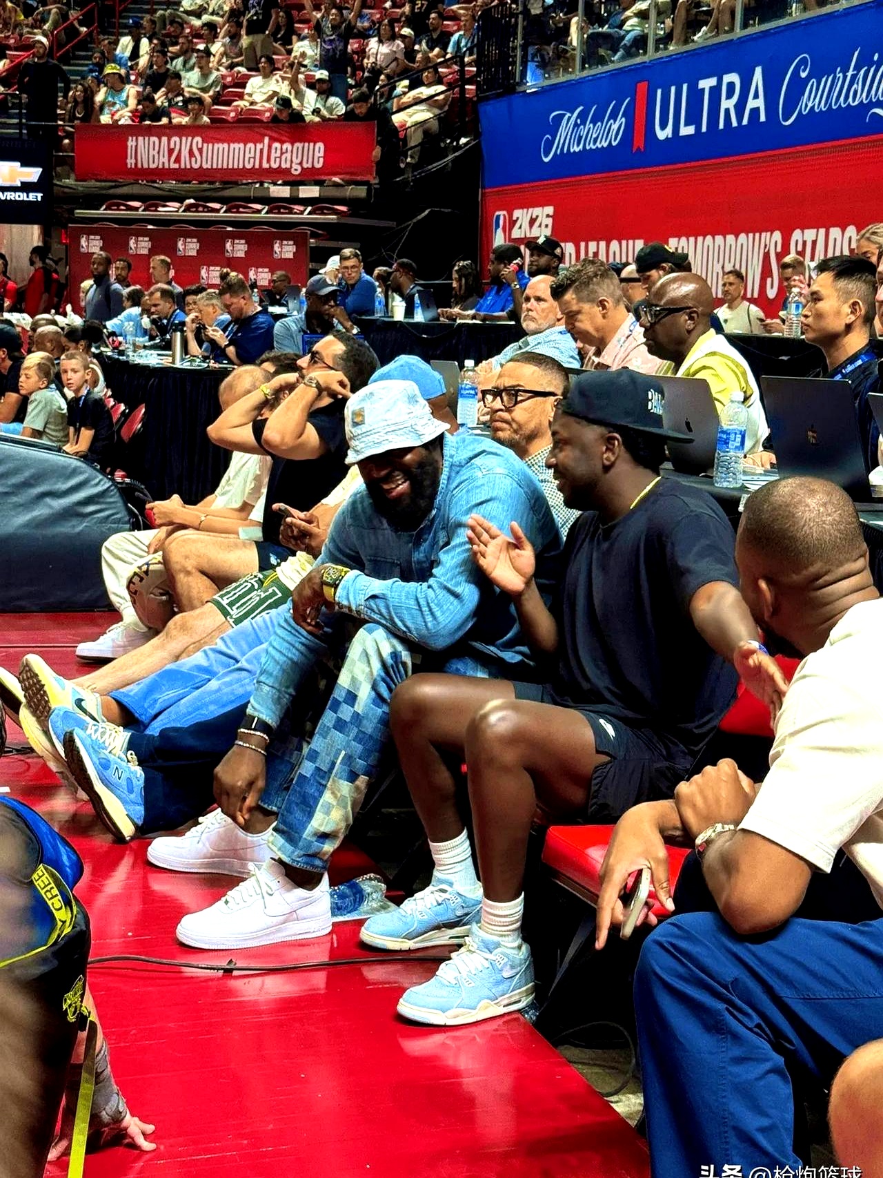 洛杉矶湖人发布备战花絮;赛后遗憾出局;欧联任务艰巨;训练强度明显提升(无尽的拉格朗日开箱技巧) 洛杉矶湖人发布备战花絮;赛后遗憾出局;欧联任务艰巨;训练强度明显提升(无尽的拉格朗日开箱技巧)